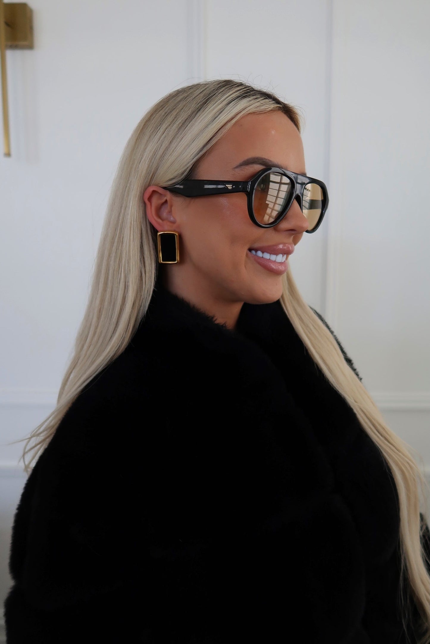 BROOKE EARRINGS – BLACK ￼